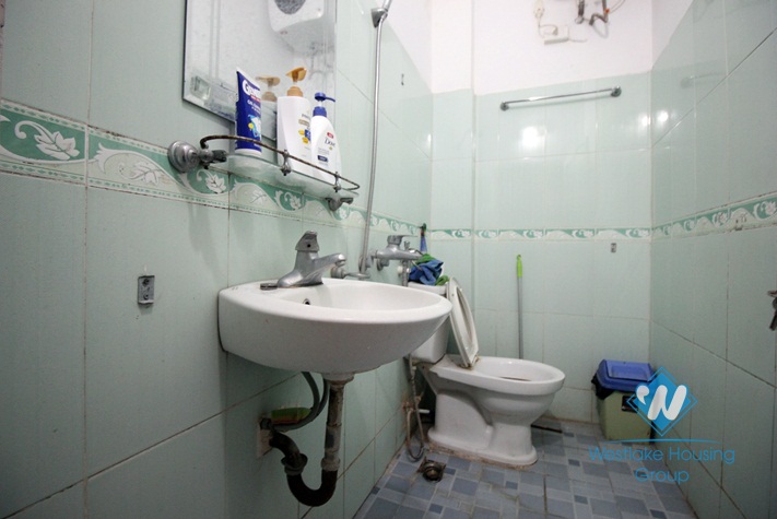 A Cheap 6 bedroom house for rent in Tay ho, Ha noi